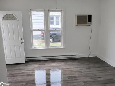 317 N Weller Street Ottumwa IA 52501