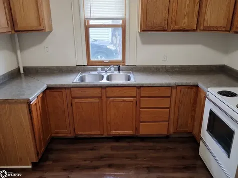 317 N Weller Street Ottumwa IA 52501