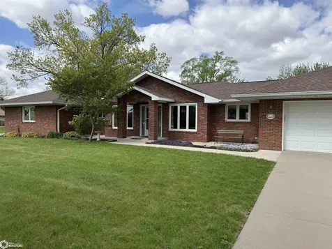 311 Orchard Drive Marshalltown IA 50158