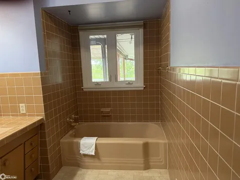 311 Orchard Drive Marshalltown IA 50158