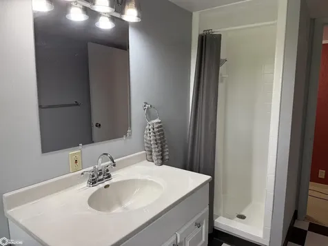 311 Orchard Drive Marshalltown IA 50158
