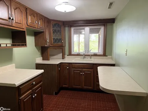 311 Orchard Drive Marshalltown IA 50158
