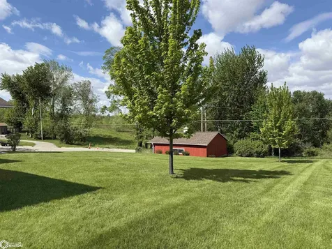 311 Orchard Drive Marshalltown IA 50158