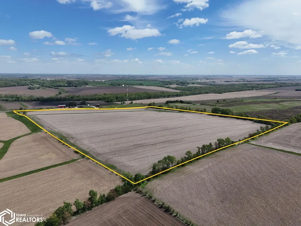 E Bertram Road Mount Vernon IA 52314