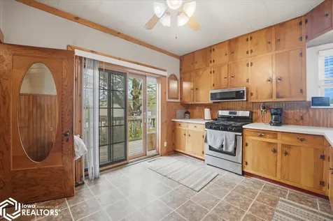 32195 234th Street Eldora IA 50627