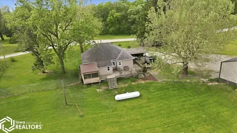 32195 234th Street Eldora IA 50627