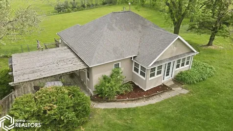 32195 234th Street Eldora IA 50627