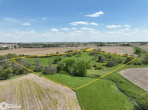 10383 1st Avenue Wyoming IA 52309