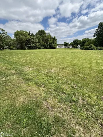1742 Weimer Street Burlington IA 52601