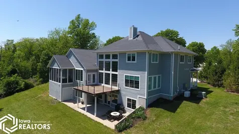 5007 Ferres Lane Burlington IA 52601
