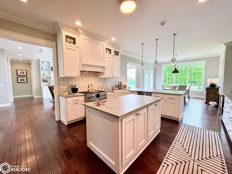 5007 Ferres Lane Burlington IA 52601