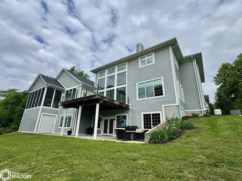 5007 Ferres Lane Burlington IA 52601