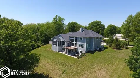 5007 Ferres Lane Burlington IA 52601