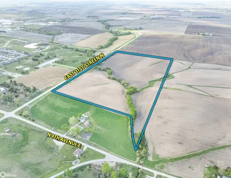 03 E 31st Street N Newton IA 50208