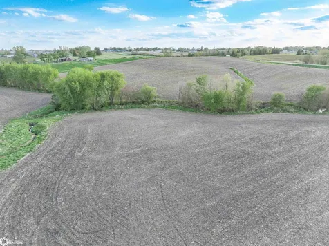 03 E 31st Street N Newton IA 50208