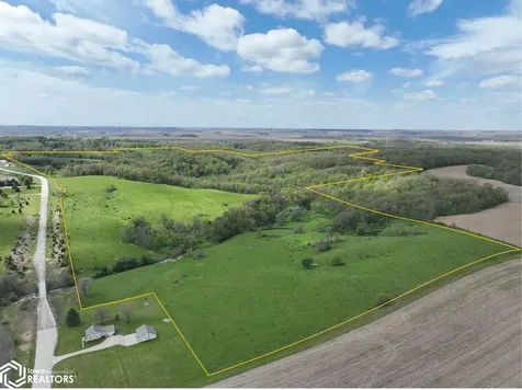 22009 Stone Bridge Road Monticello IA 52310