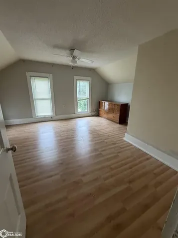 1307 10th Street Eldora IA 50627