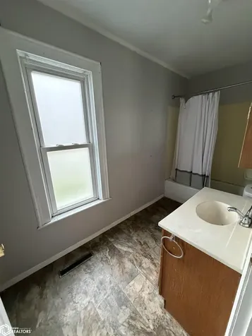 1307 10th Street Eldora IA 50627