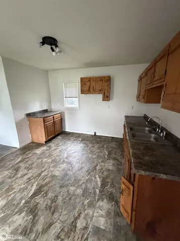 1307 10th Street Eldora IA 50627