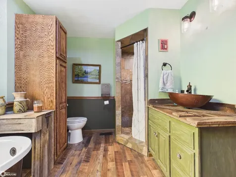 106 Spruce Street Montrose IA 52639