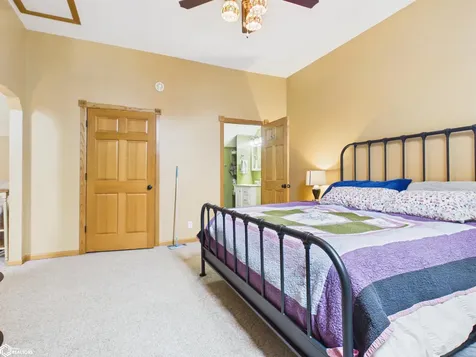 106 Spruce Street Montrose IA 52639