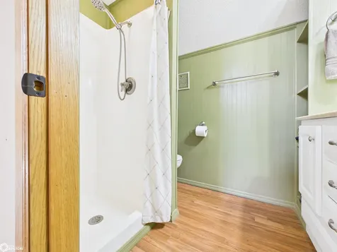 106 Spruce Street Montrose IA 52639