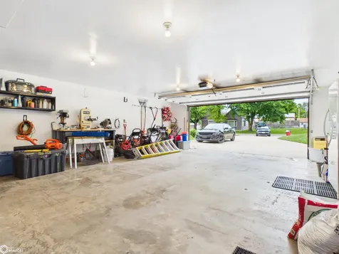 106 Spruce Street Montrose IA 52639
