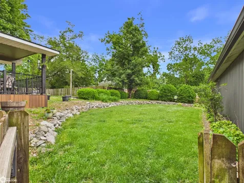 106 Spruce Street Montrose IA 52639