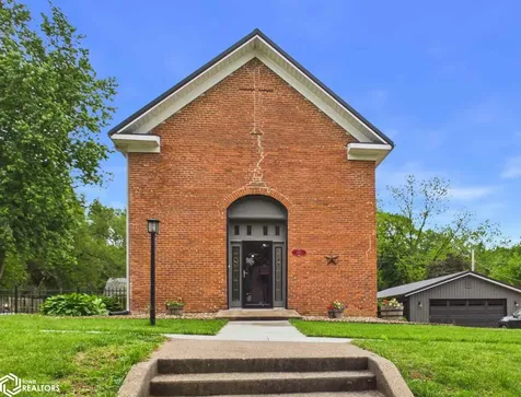 106 Spruce Street Montrose IA 52639