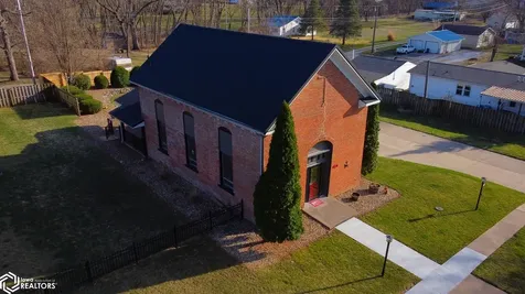 106 Spruce Street Montrose IA 52639