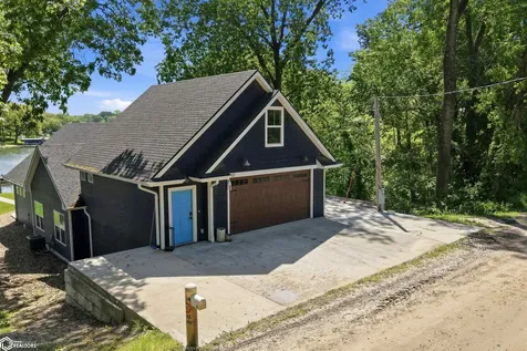 207 Woodland Road Montezuma IA 50171
