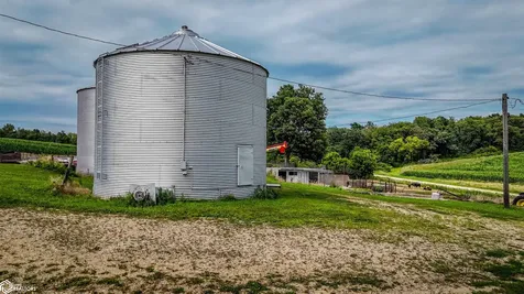 2724 102nd Avenue Wheatland IA 52777
