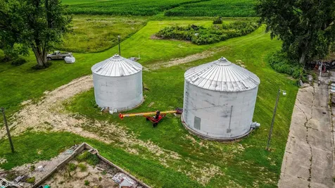 2724 102nd Avenue Wheatland IA 52777