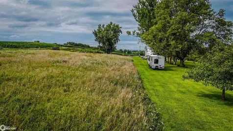 2724 102nd Avenue Wheatland IA 52777
