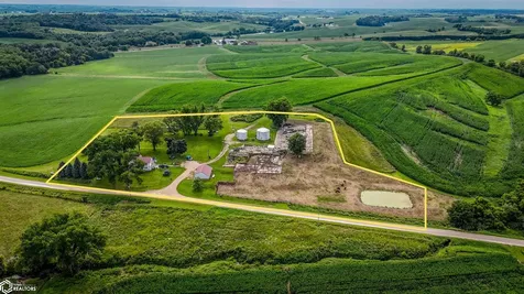 2724 102nd Avenue Wheatland IA 52777