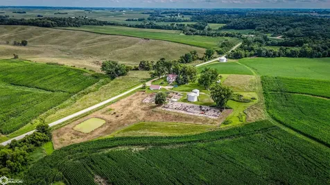 2724 102nd Avenue Wheatland IA 52777