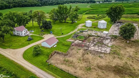 2724 102nd Avenue Wheatland IA 52777