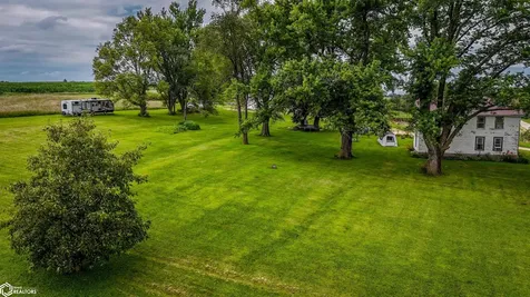 2724 102nd Avenue Wheatland IA 52777