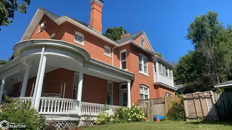 631 Avenue D Fort Madison IA 52627