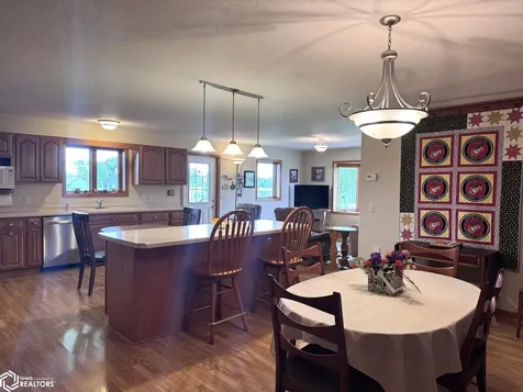 12181 Arapaho Drive Moravia IA 52571