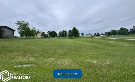 Lots 18 & 19 Blk 2 Lakeshore Heights Moravia IA 52571