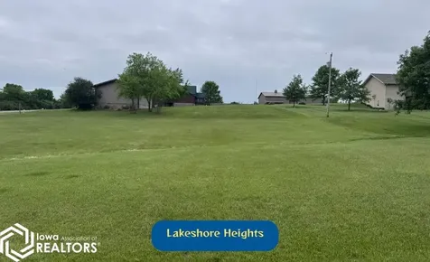 Lots 18 & 19 Blk 2 Lakeshore Heights Moravia IA 52571