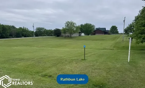 Lots 18 & 19 Blk 2 Lakeshore Heights Moravia IA 52571