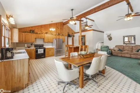 3251 Brandon Diagonal Boulevard Brandon IA 52210