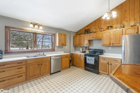 3251 Brandon Diagonal Boulevard Brandon IA 52210