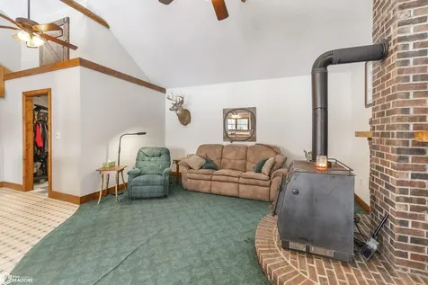 3251 Brandon Diagonal Boulevard Brandon IA 52210