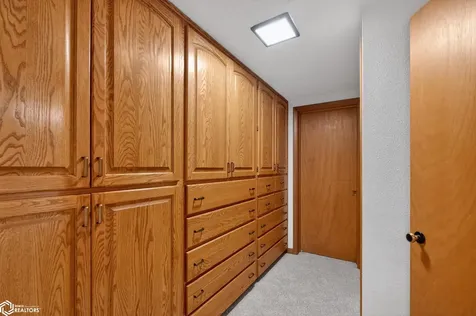 103 Crestview Drive Marshalltown IA 50158