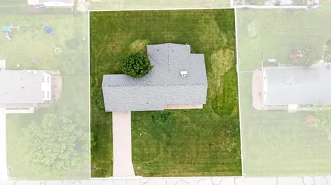 103 Crestview Drive Marshalltown IA 50158