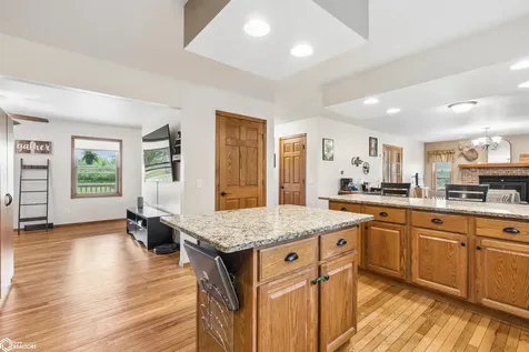 5515 Ferres Lane Burlington IA 52601