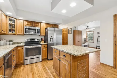 5515 Ferres Lane Burlington IA 52601